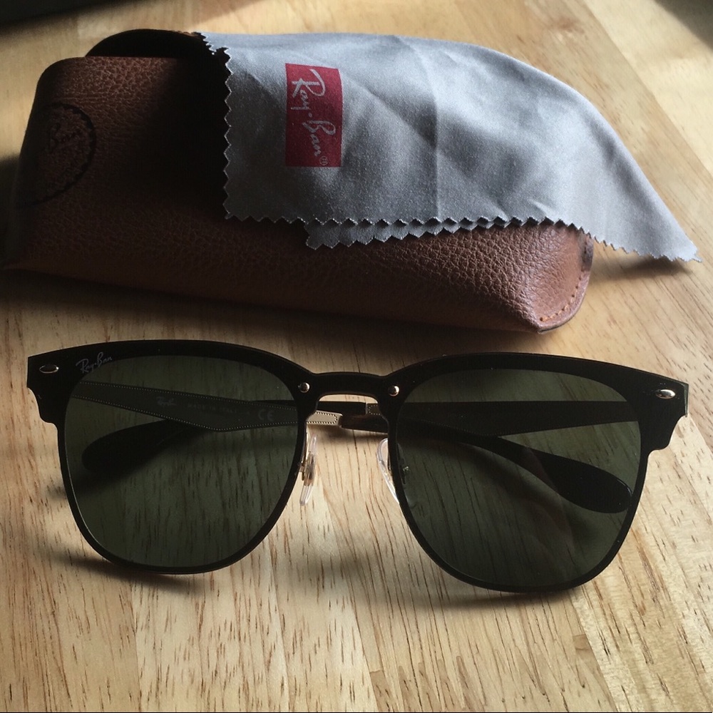 Ray-Ban Sunglasses 🕶